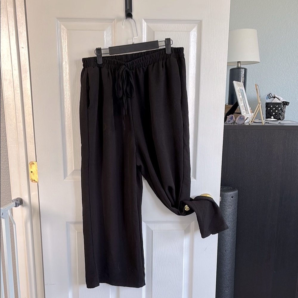 SHEIN Black Drawstring wide leg Crop Pants, XL/12 PETITE LENGTH